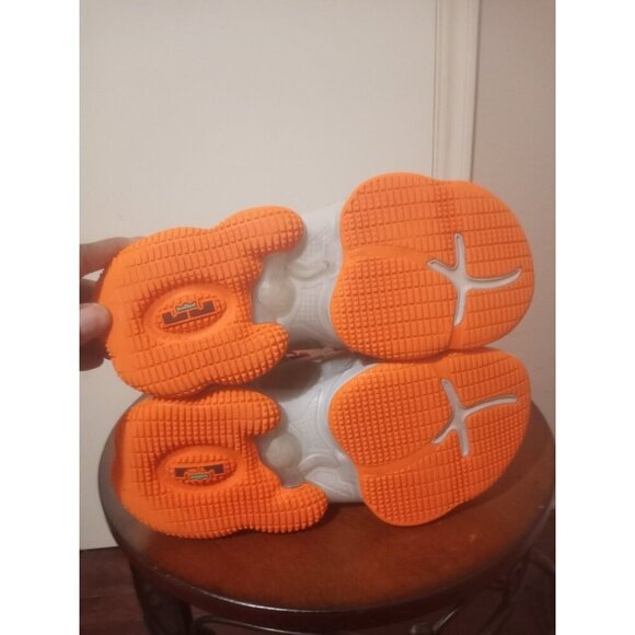 Nike LeBron 19 XIX GS 6Y Fast Food Basketball Shoes Sneakers Orange DD0418-001 - Picture 16 of 16